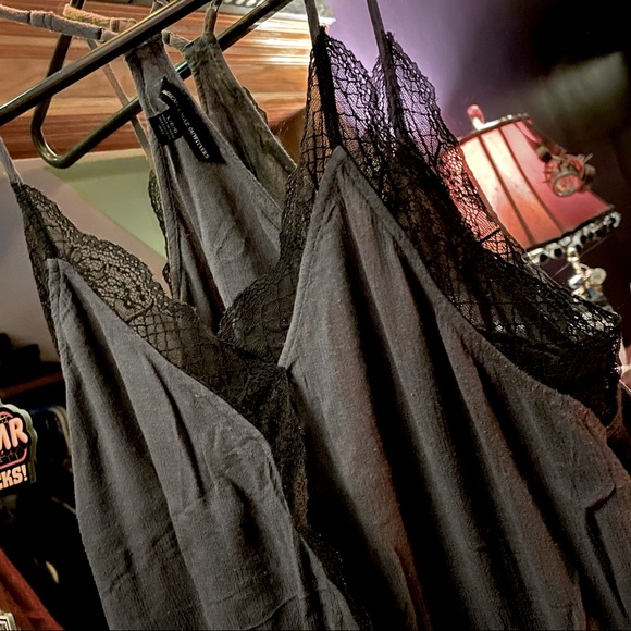 🌼💫🌺 3 Pack of AEO Tanks 🌺💫🌼 - Picture 11 of 16